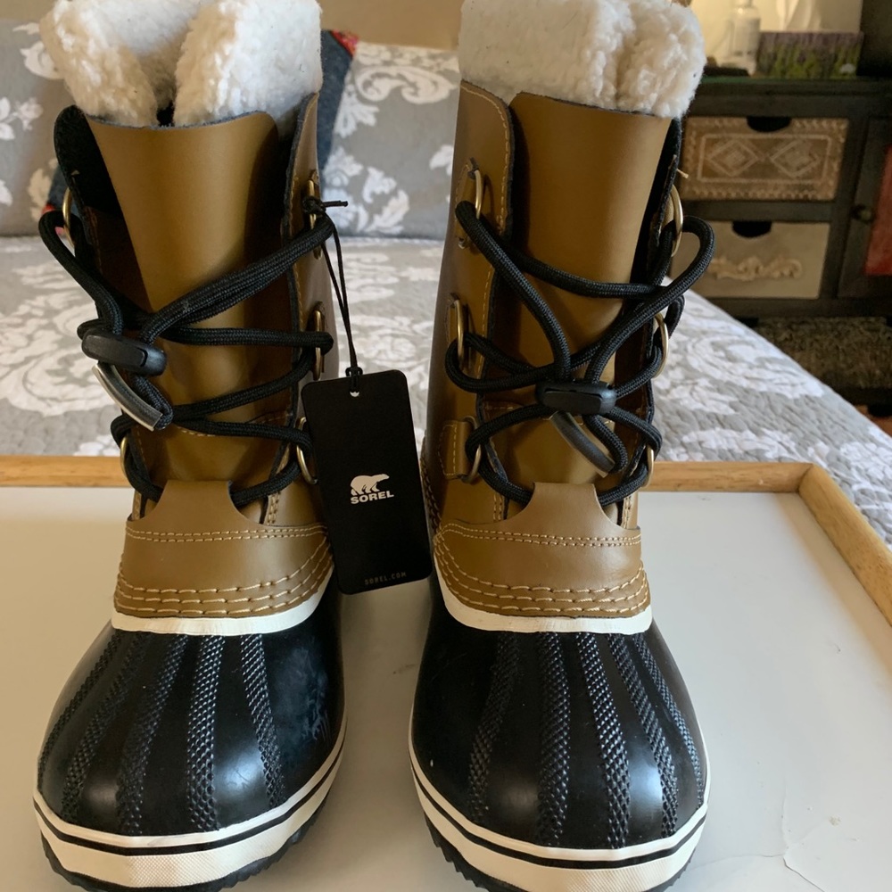 SOREL kids waterproof winter boots